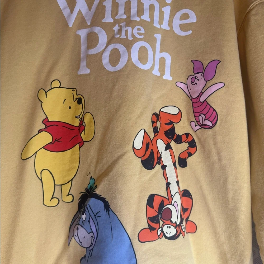 Disney Kids Large Winnie the Pooh Golden Yellow Casual Y2K Wear